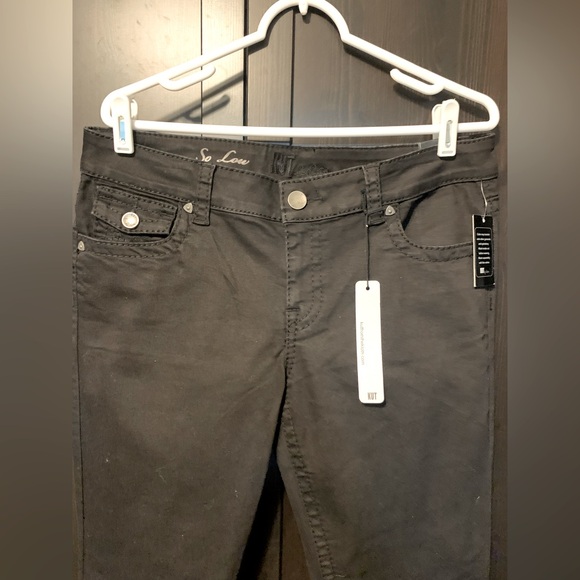 Kut from the Kloth Kate low rise bootcut jeans - Picture 3 of 4